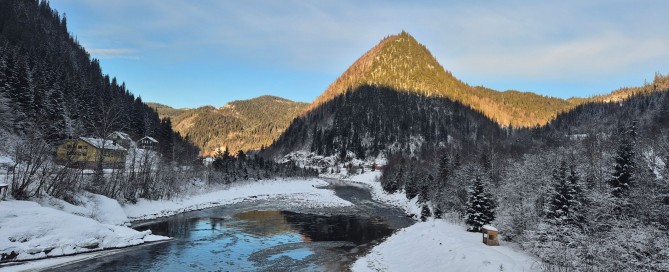 Bridge Pool im Winter